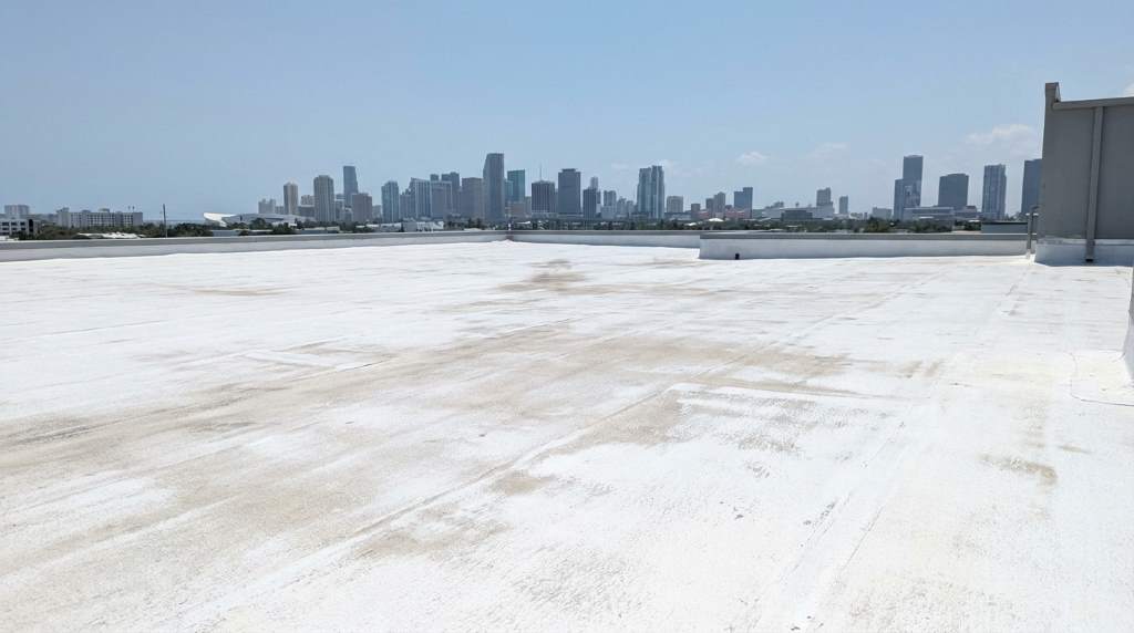 Roof inspection for hurricane damage on Miami flat roof